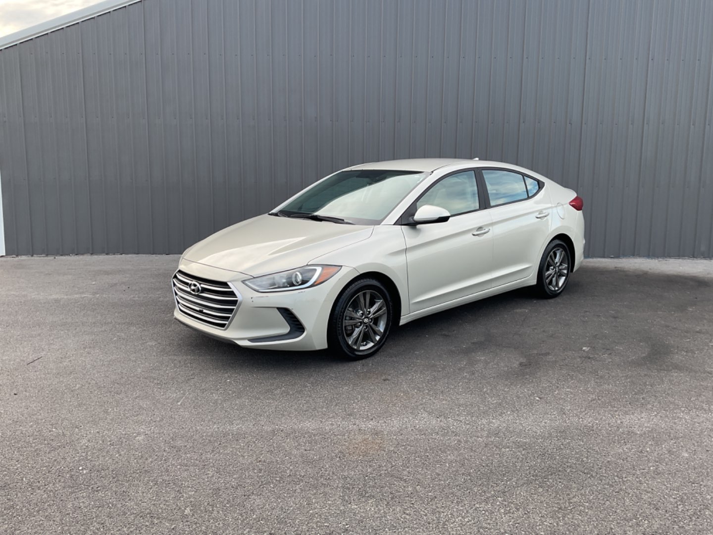 2017 Hyundai Elantra 2.0 SE A/T's photo