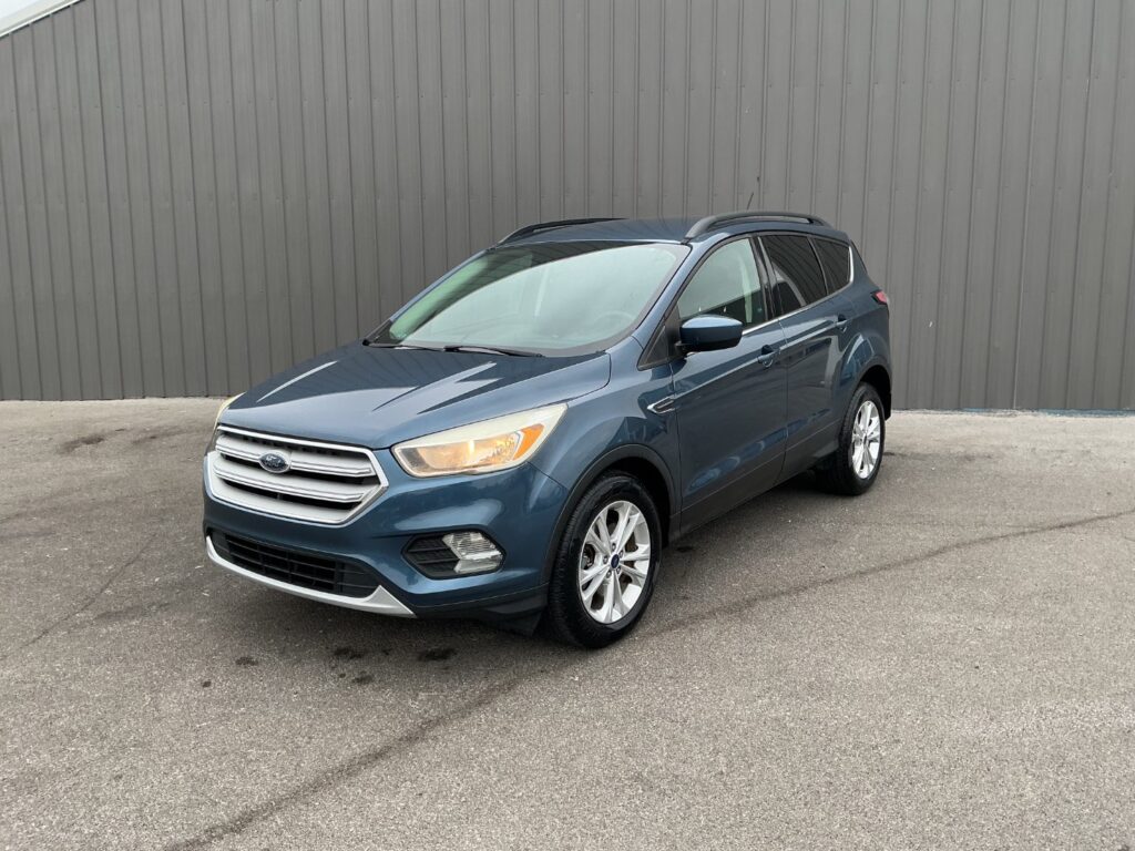 2018 Ford Escape SE | JUA52322-1 - iGo Motors Bowling Green