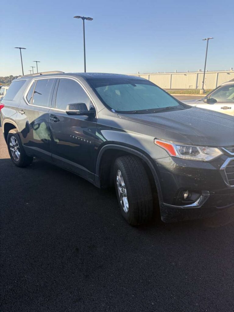 2019 Chevrolet Traverse LT | KJ111746-1 - iGo Motors Bowling Green
