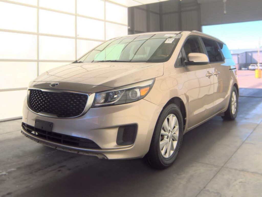 2016 Kia Sedona LX | G6175855-1 - iGo Motors Bowling Green