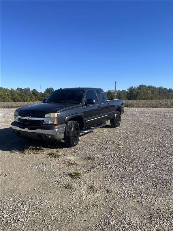 2005 Chevrolet Silverado 1500 Z71 | 5E288359-3 - iGo Motors Campbellsville