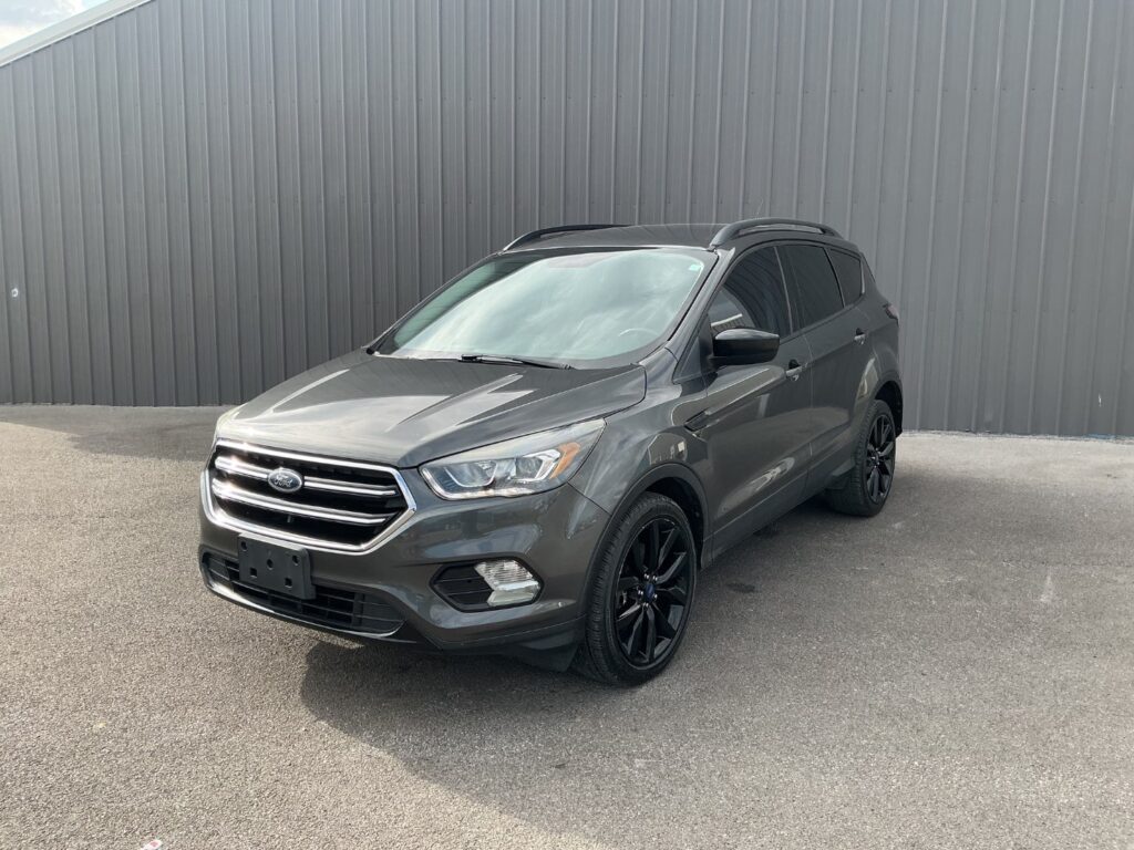 2018 Ford Escape SE | JUB07285-2 - iGo Motors Bowling Green